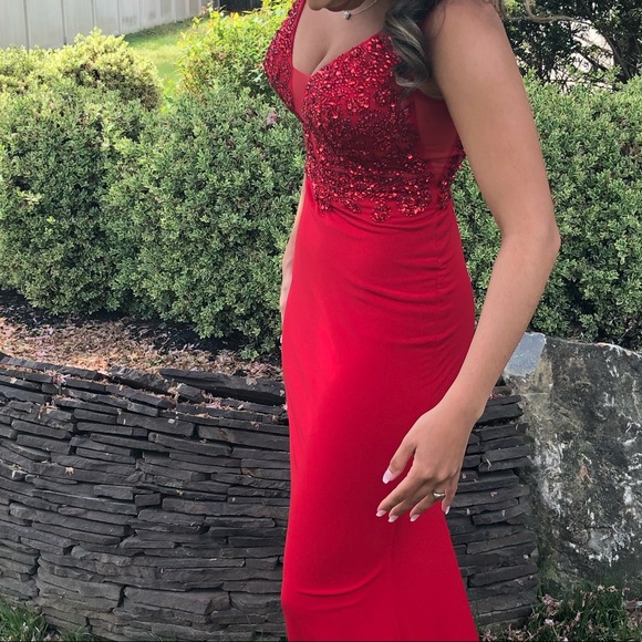 Prom dress! - Picture 4 of 4